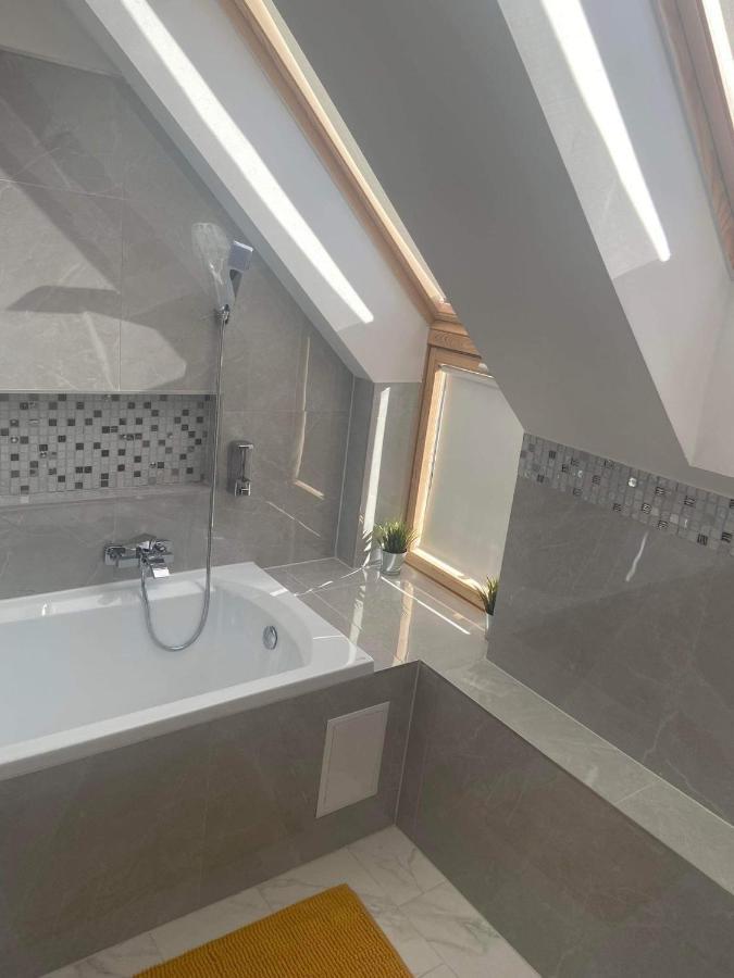 Villa Corner Тихань Екстер'єр фото