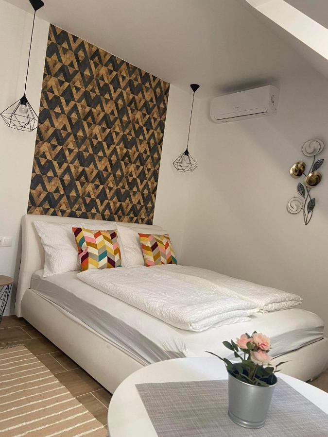 Villa Corner Тихань Екстер'єр фото