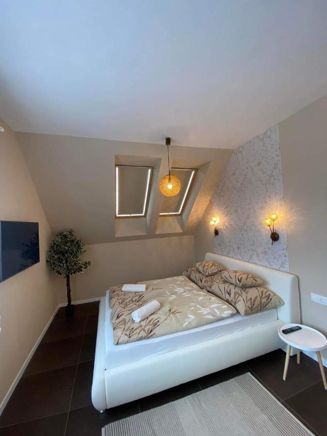 Villa Corner Тихань Екстер'єр фото