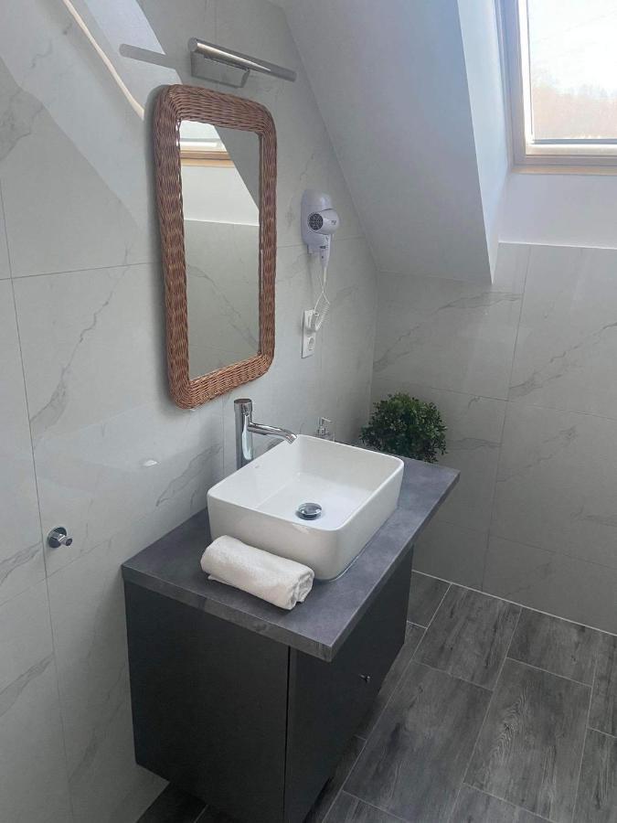 Villa Corner Тихань Екстер'єр фото