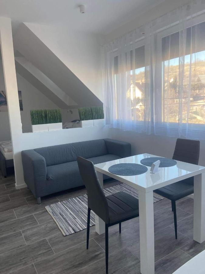 Villa Corner Тихань Екстер'єр фото