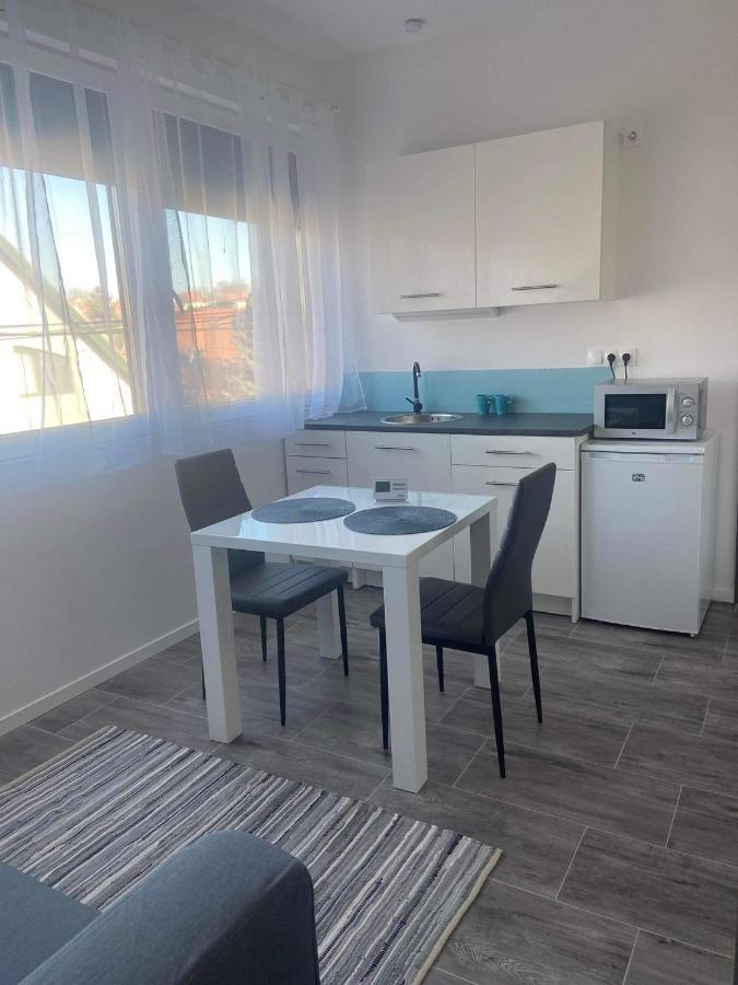 Villa Corner Тихань Екстер'єр фото