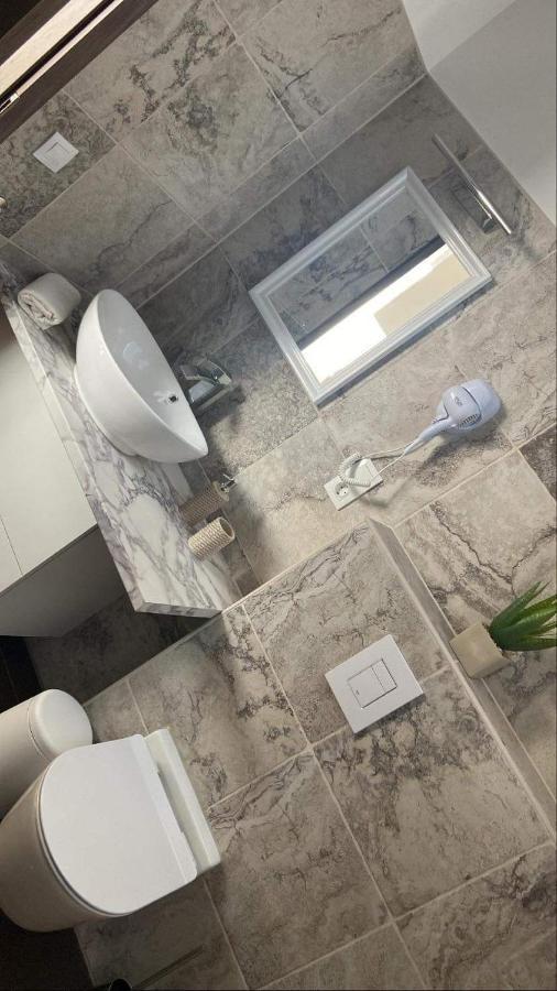 Villa Corner Тихань Екстер'єр фото