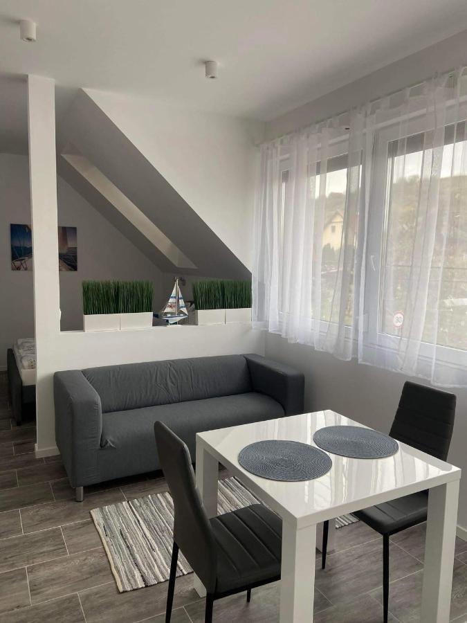 Villa Corner Тихань Екстер'єр фото