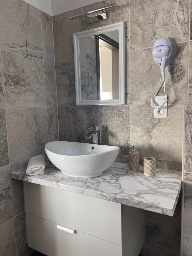 Villa Corner Тихань Екстер'єр фото