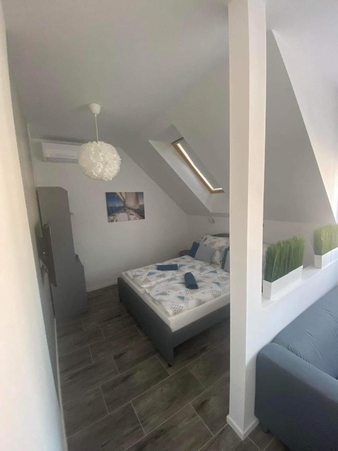 Villa Corner Тихань Екстер'єр фото