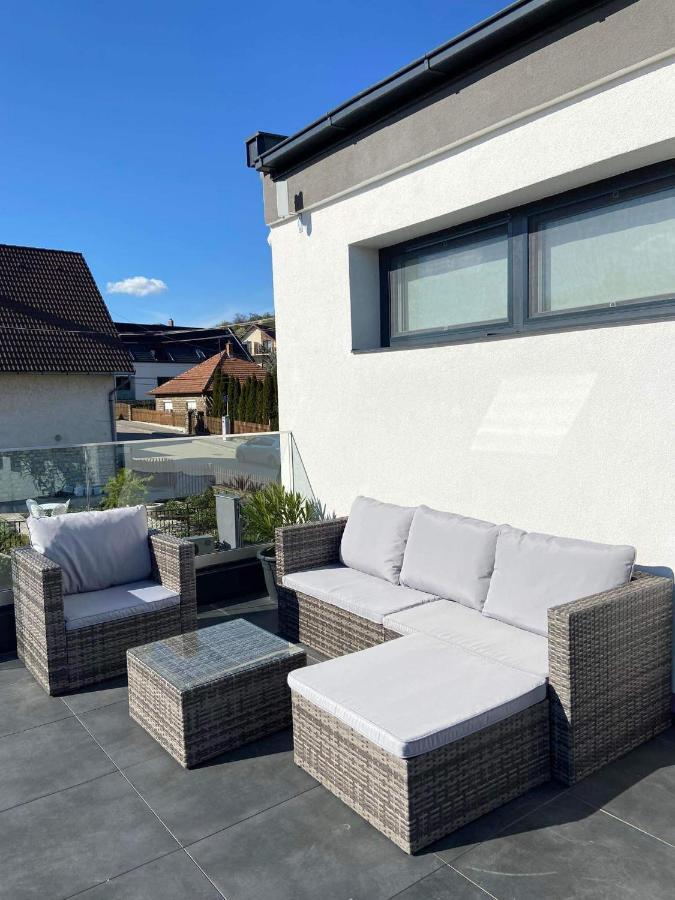 Villa Corner Тихань Екстер'єр фото
